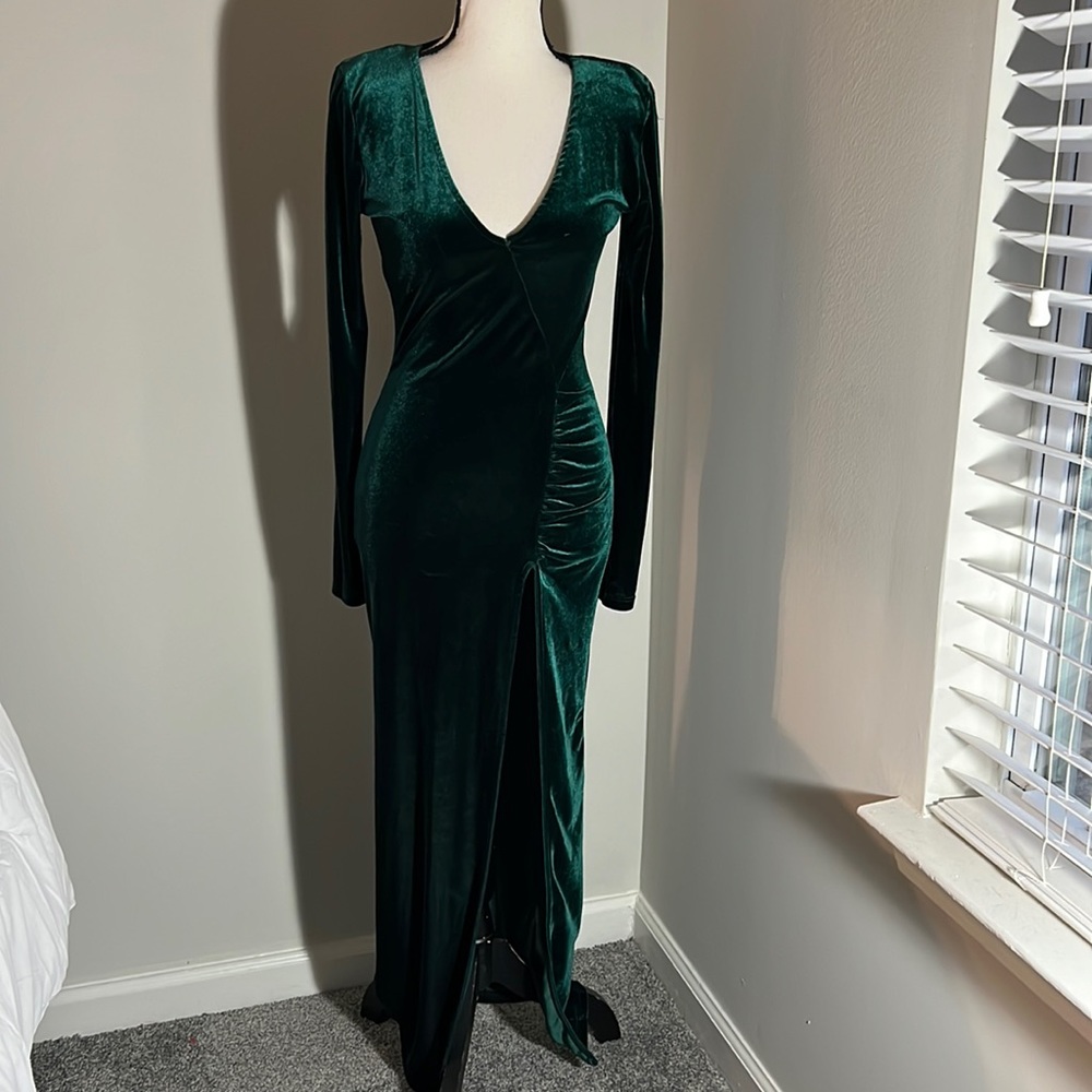 FASHION NOVA Long sleeve Velvet V neck gown